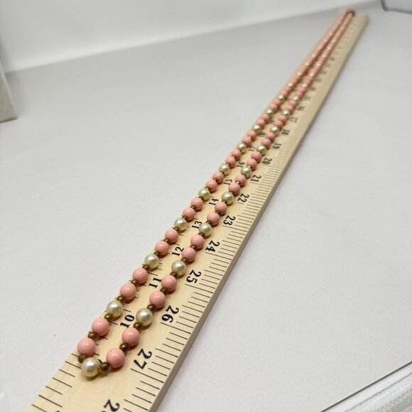 Long Bead Necklace Layering Retro Pink Coquette Feminine Mid-Century Faux Pearl - Picture 7 of 7